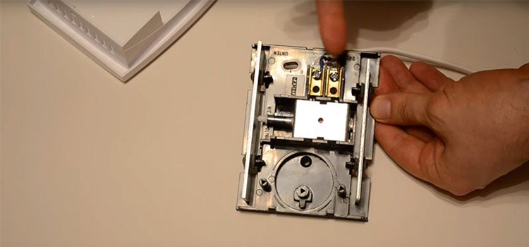 fix door bell in Dinuba